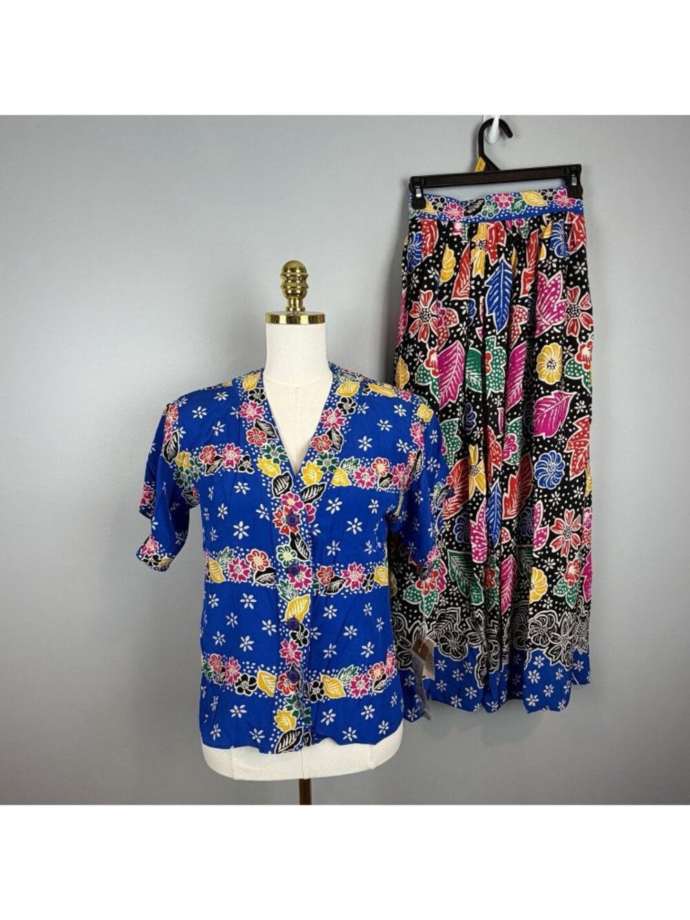Vintage Miss O Oscar de la Renta Silk Blouse Maxi Skirt Set Size 4 NWT Floral